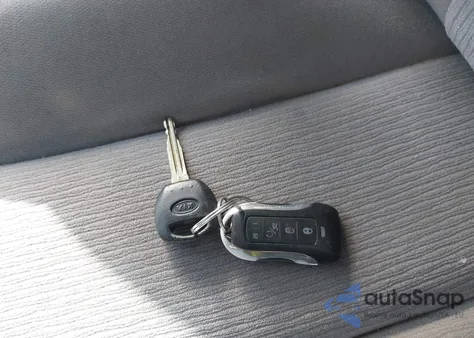 2009 Kia Sedona Lx z USA, uszkodzony, nr VIN KNDMB233596315450